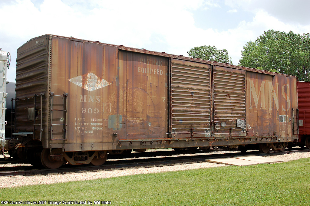 MN&S 50ft DD Boxcar 909